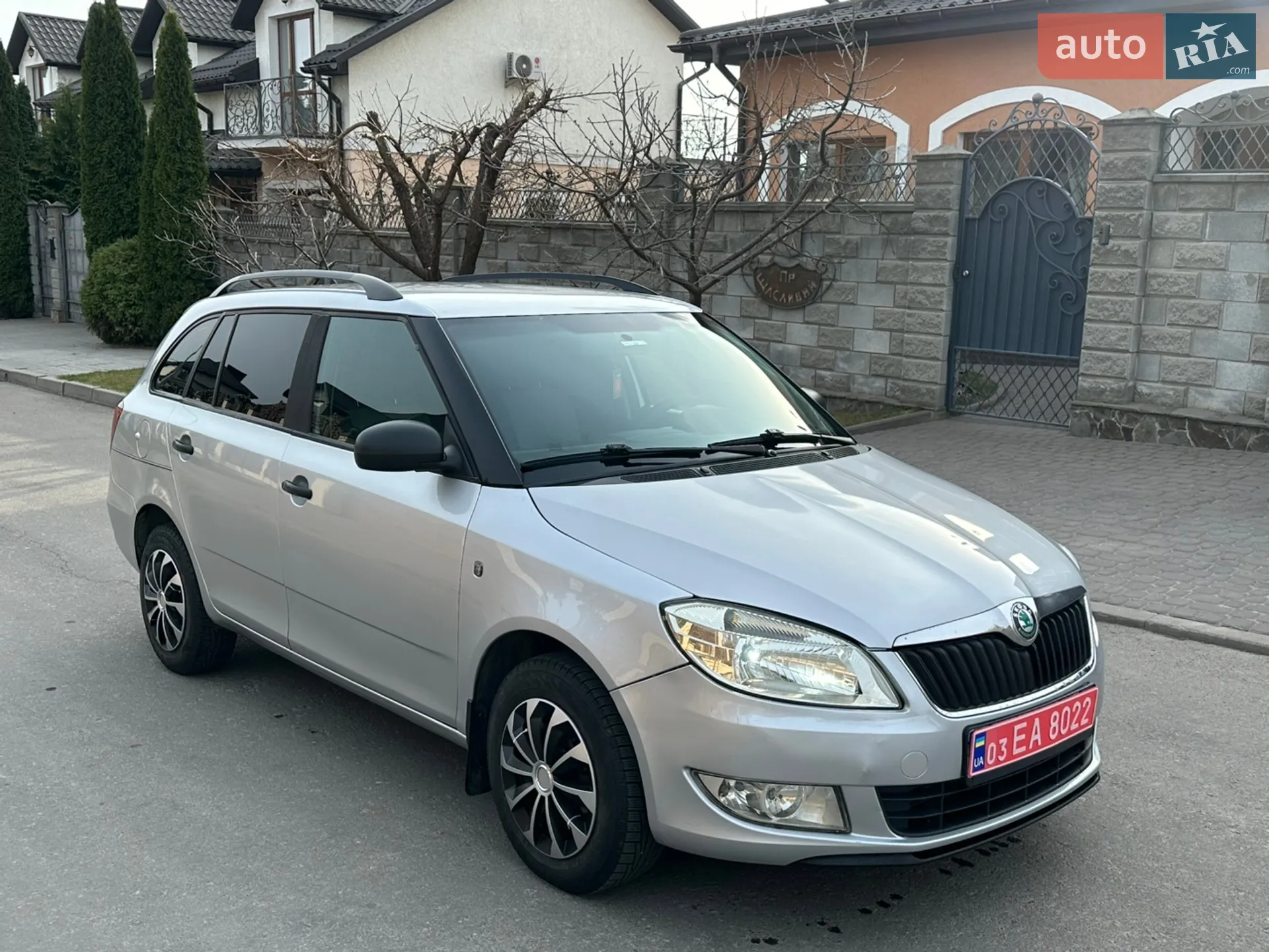 2012 Skoda Fabia - мініатюра 3
