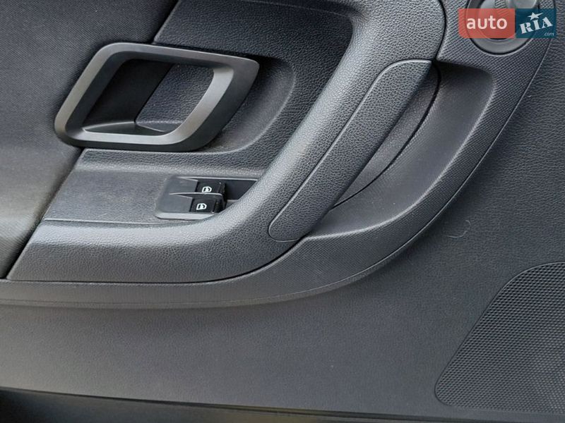 Універсал Skoda Fabia 2010 в Києві