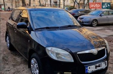 Хэтчбек Skoda Fabia 2008 в Днепре