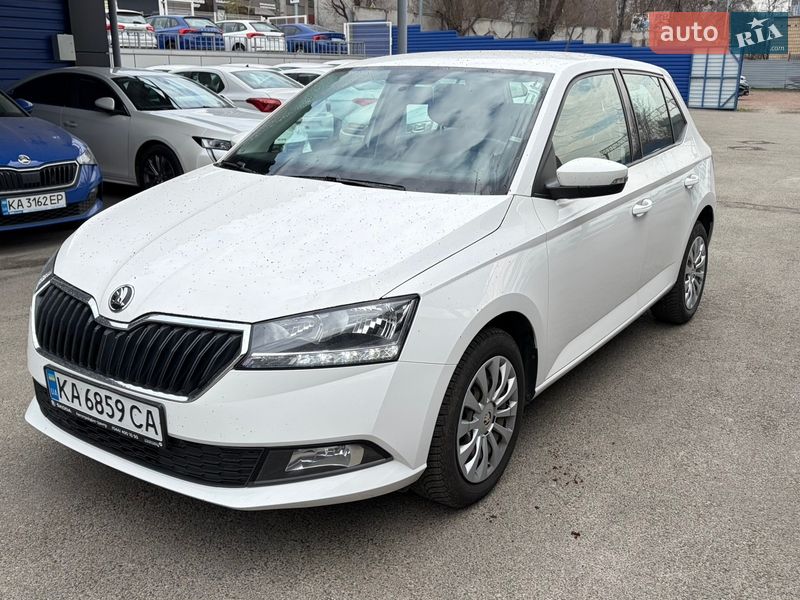Хетчбек Skoda Fabia 2021 в Києві