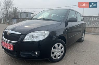 Универсал Skoda Fabia 2010 в Кривом Роге