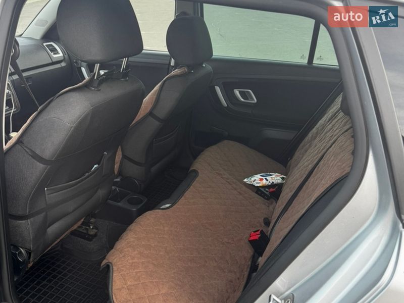 Универсал Skoda Fabia 2009 в Кривом Роге