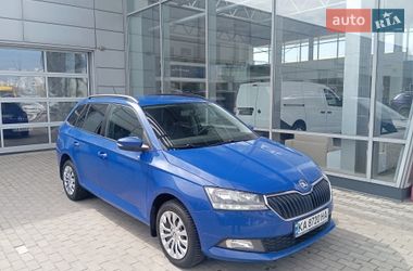 Универсал Skoda Fabia 2021 в Киеве