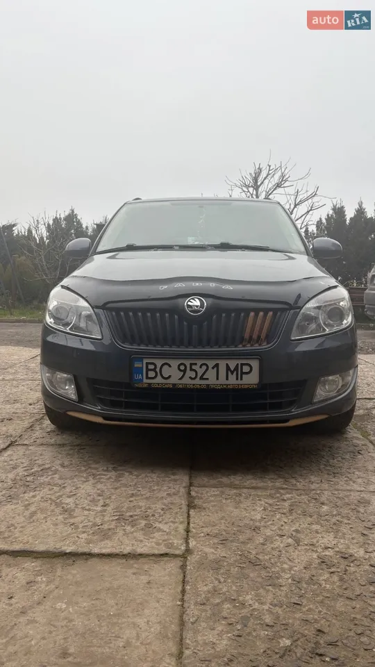 2011 Skoda Fabia - мініатюра 17