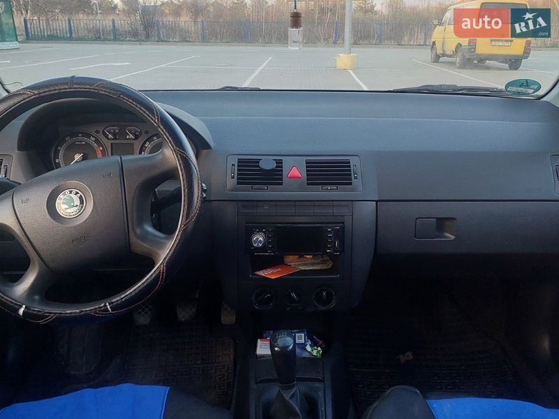 Хэтчбек Skoda Fabia 2005 в Дрогобыче