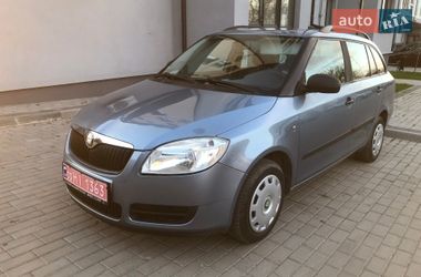 Универсал Skoda Fabia 2009 в Дубно