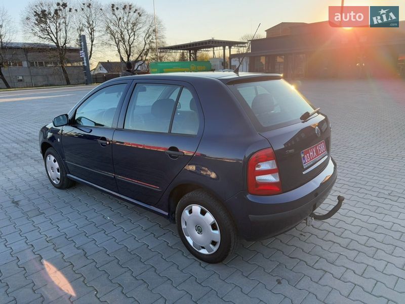 Хетчбек Skoda Fabia 2003 в Нововолинську