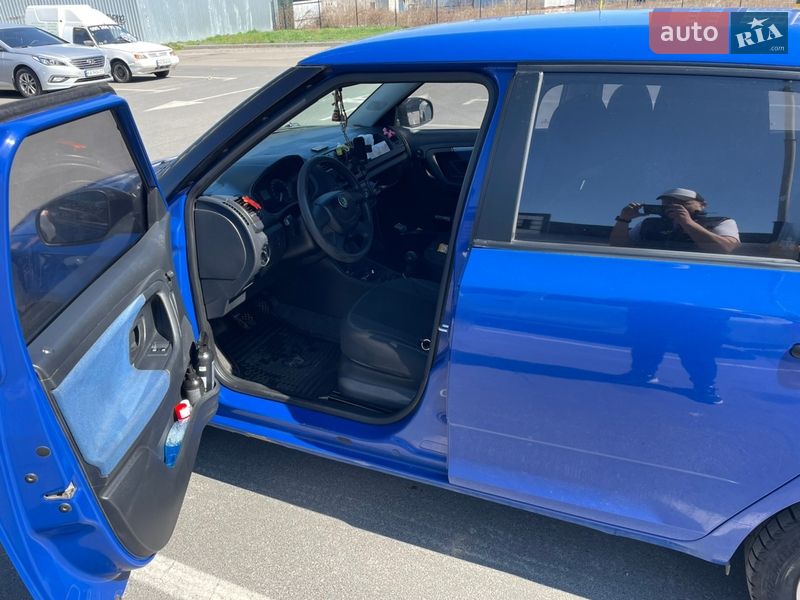 Універсал Skoda Fabia 2010 в Києві