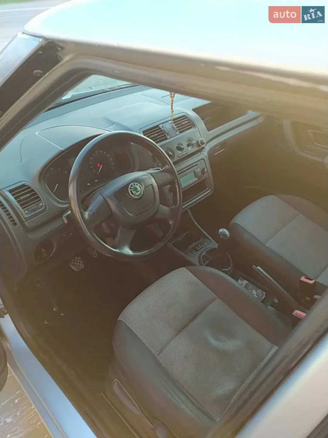 2011 Skoda Fabia - мініатюра 5