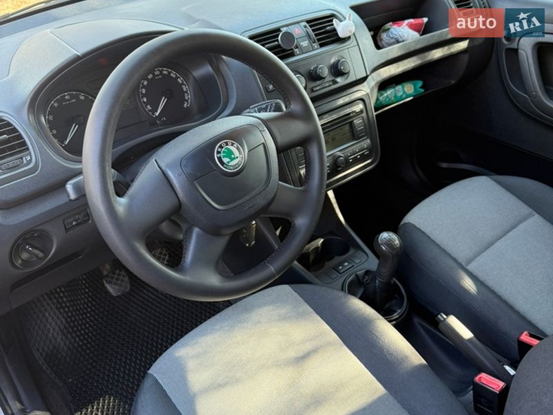 Хетчбек Skoda Fabia 2009 в Чернігові