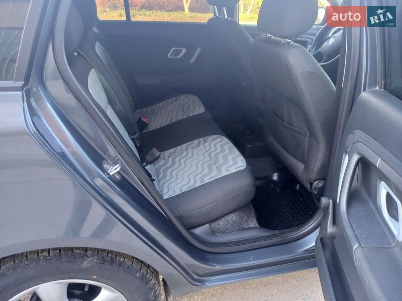 Универсал Skoda Fabia 2008 в Хмельницком фото 16 Универсал Skoda Fabia 2008 в Хмельницком