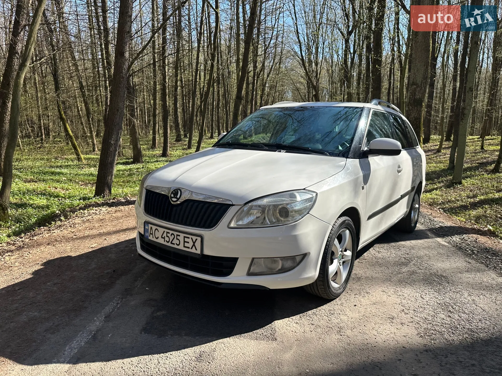 2012 Skoda Fabia - мініатюра 3