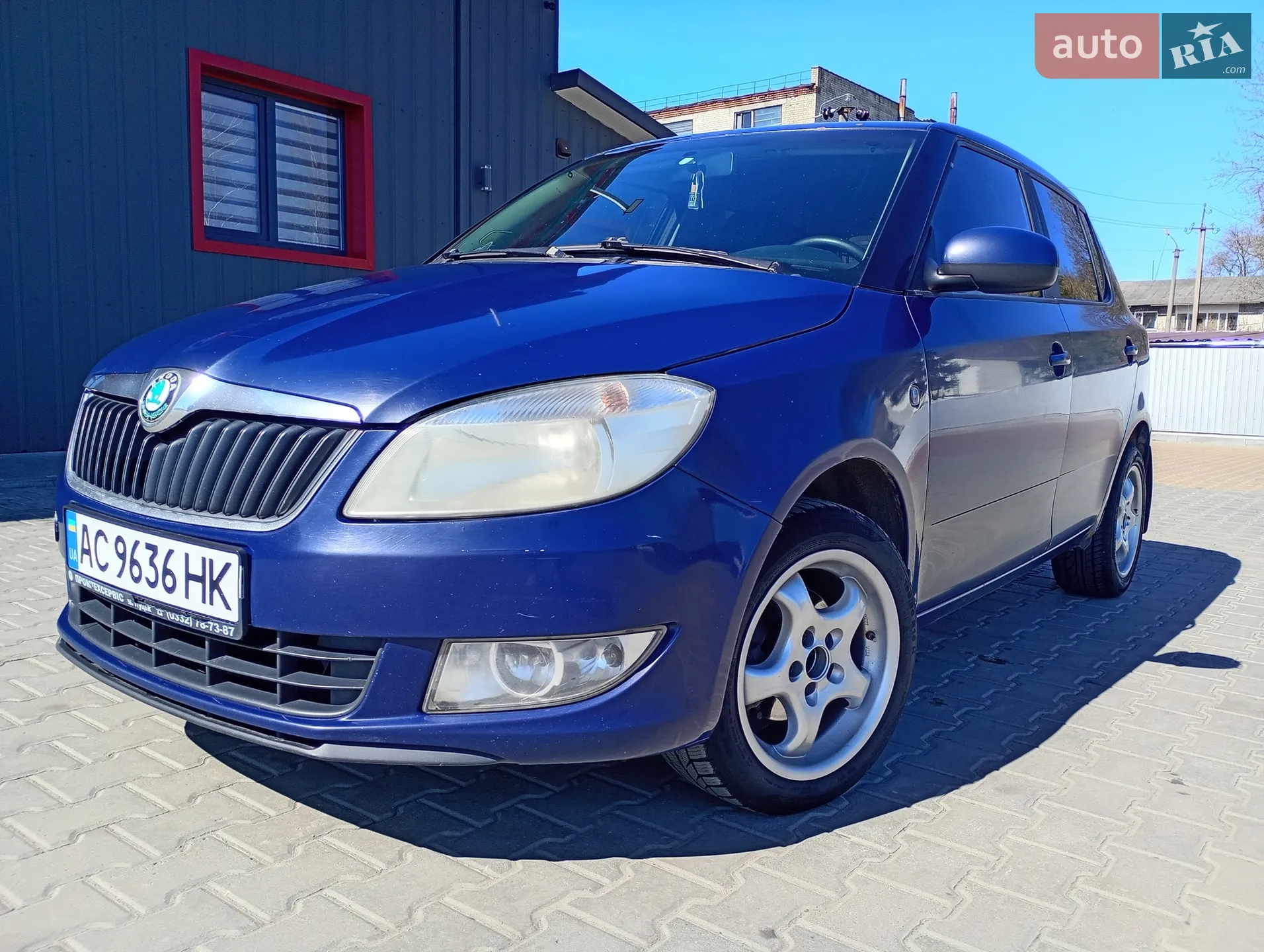 2012 Skoda Fabia - мініатюра 2