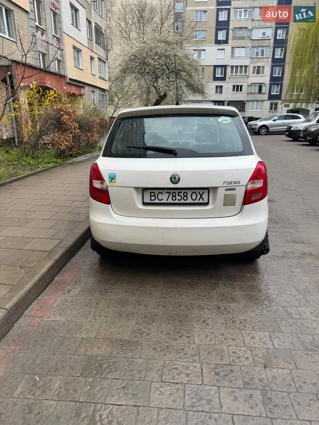 2011 Skoda Fabia - мініатюра 4