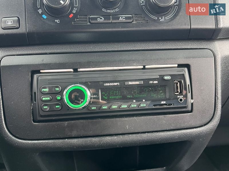 Хетчбек Skoda Fabia 2009 в Чернівцях