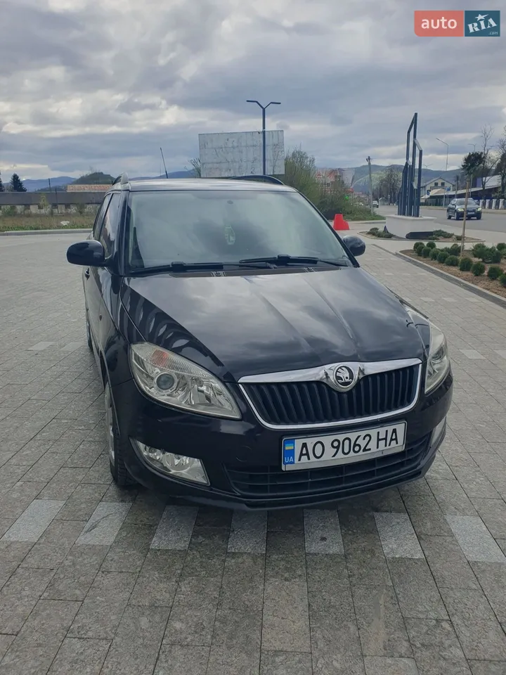 2010 Skoda Fabia - мініатюра 16