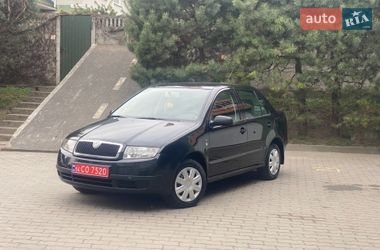 Седан Skoda Fabia 2004 в Мостиске