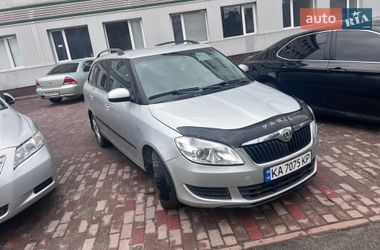 Універсал Skoda Fabia 2011 в Києві
