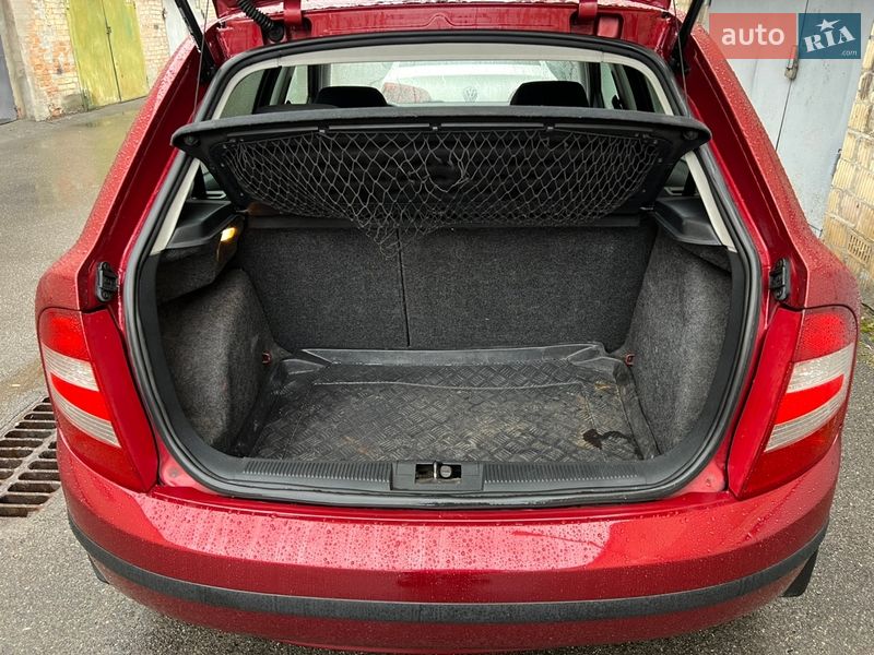 Хэтчбек Skoda Fabia 2006 в Киеве фото 17 Хэтчбек Skoda Fabia 2006 в Киеве