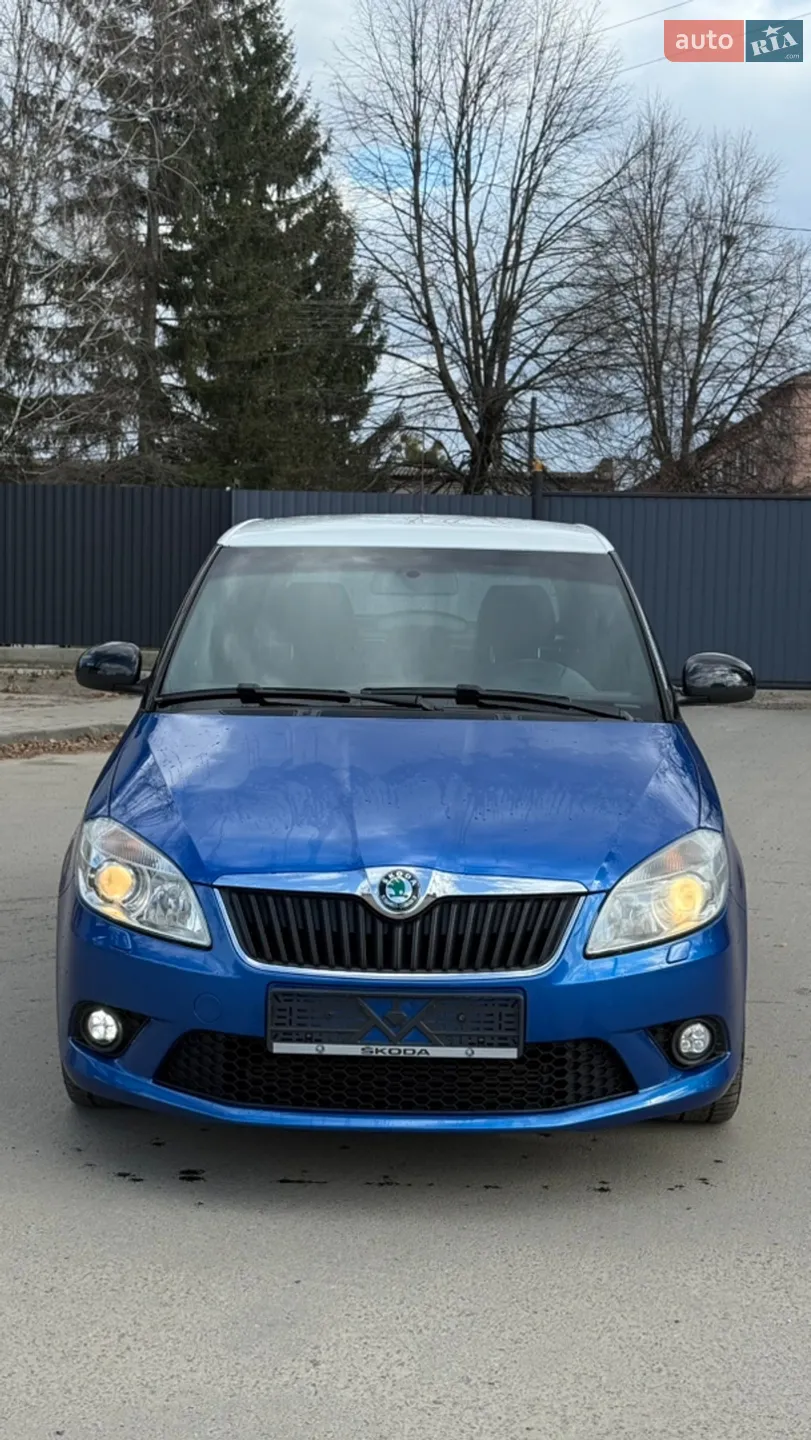 2011 Skoda Fabia - фото 1