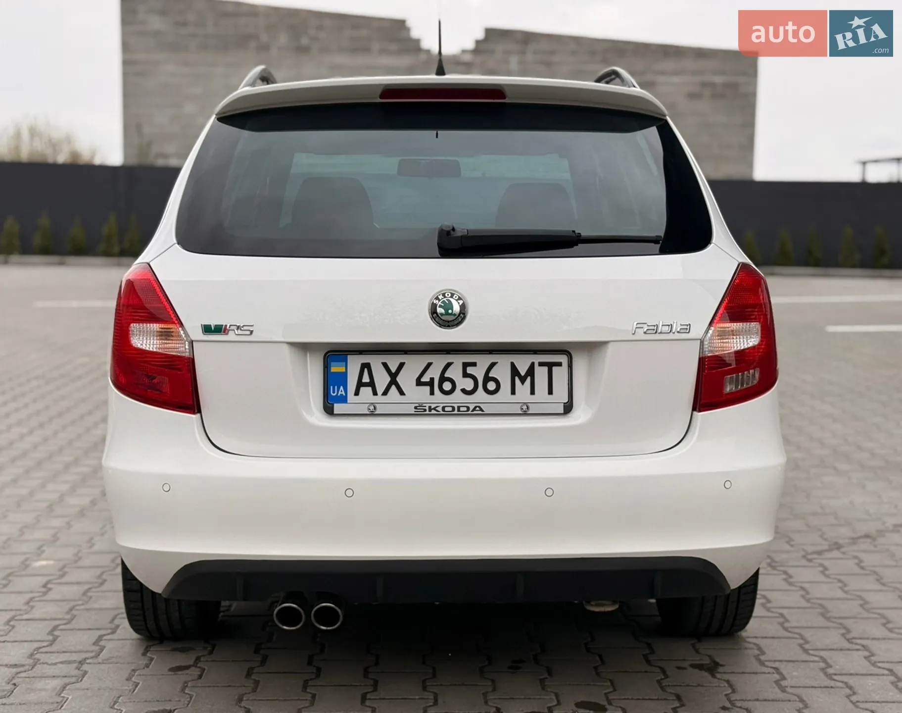 2011 Skoda Fabia - мініатюра 8