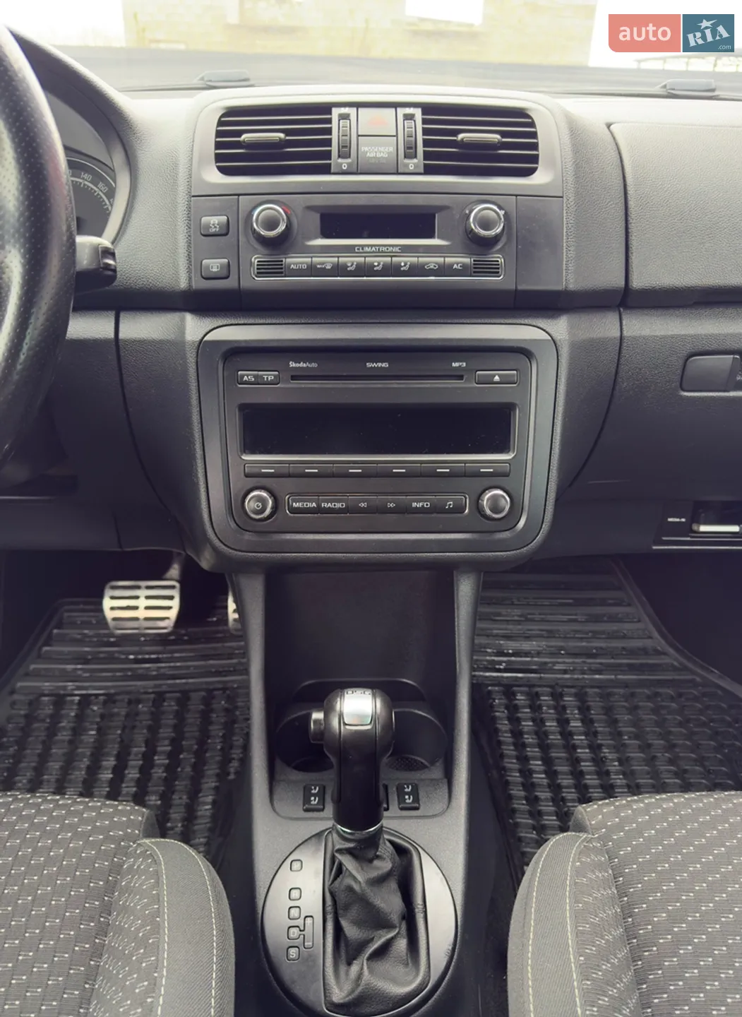 2011 Skoda Fabia - мініатюра 33