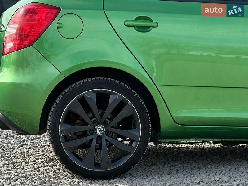 Хетчбек Skoda Fabia 2010 в Самборі