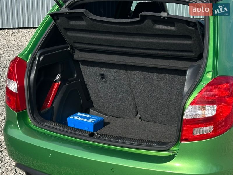 Хетчбек Skoda Fabia 2010 в Самборі