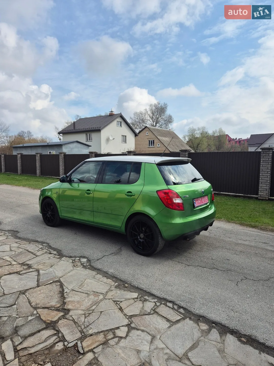 2011 Skoda Fabia - мініатюра 11