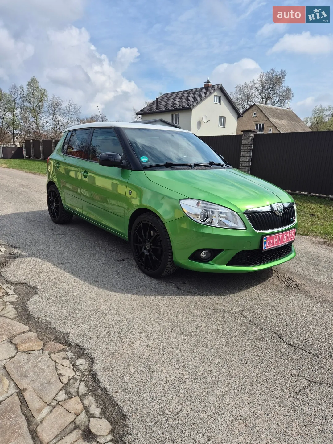 2011 Skoda Fabia - мініатюра 8