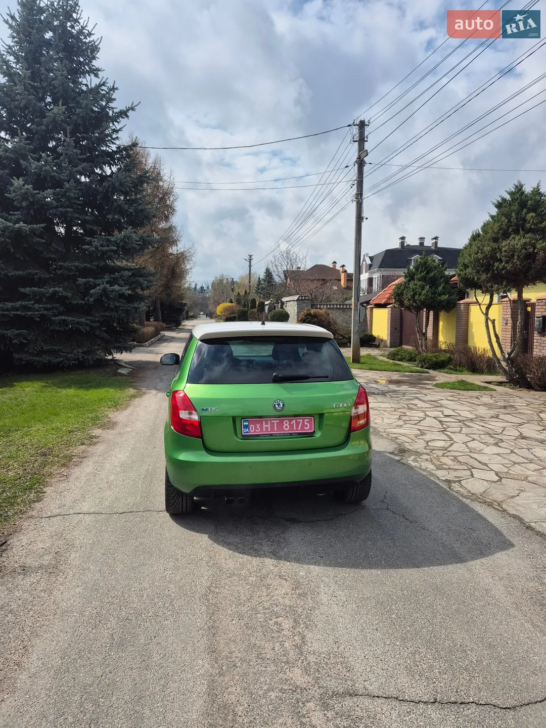 2011 Skoda Fabia - мініатюра 15
