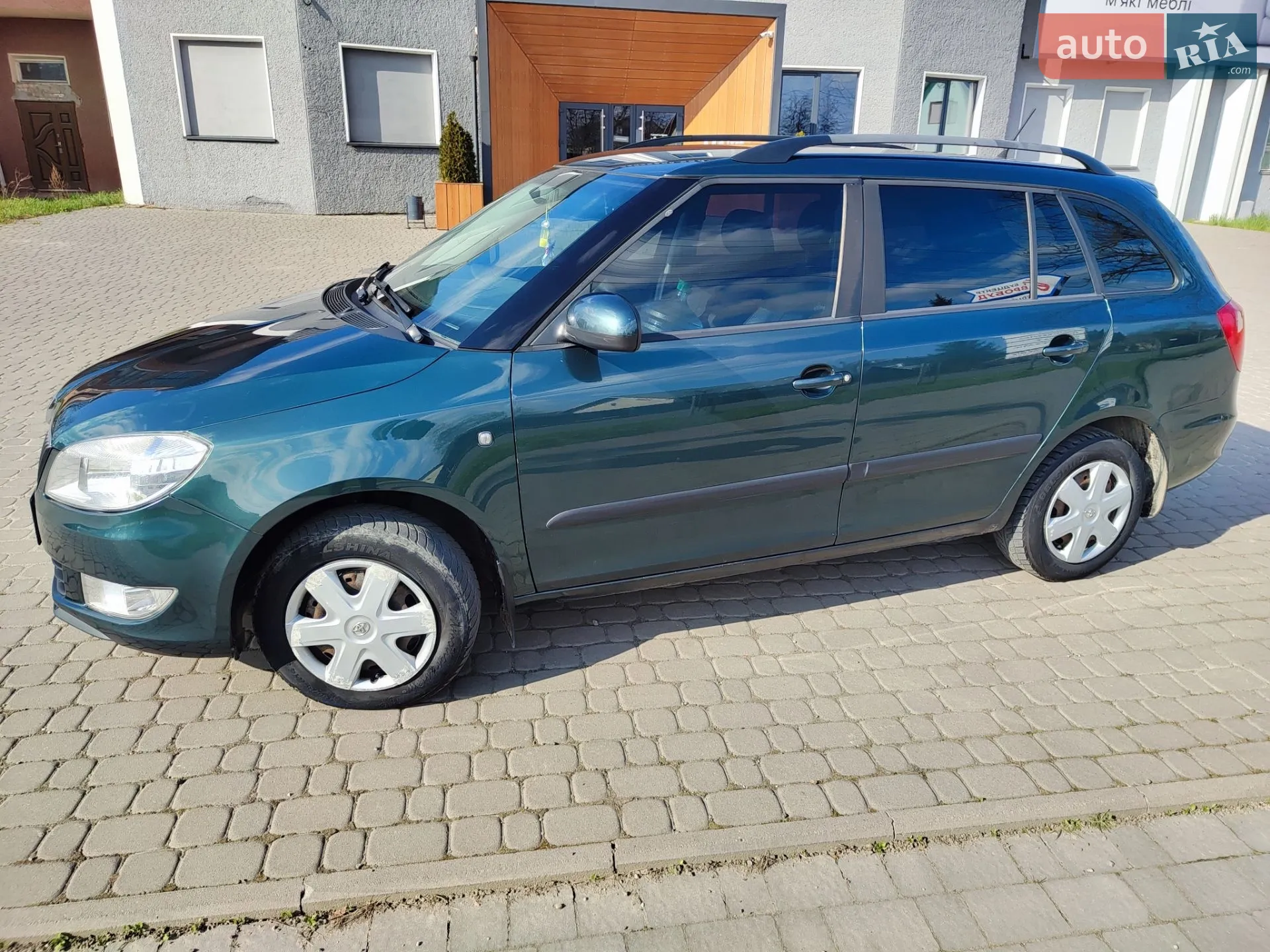 2011 Skoda Fabia - мініатюра 5
