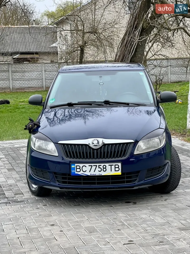 2015 Skoda Fabia - мініатюра 12