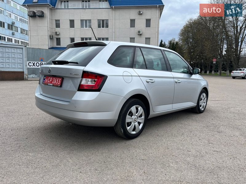 Універсал Skoda Fabia 2018 в Кропивницькому