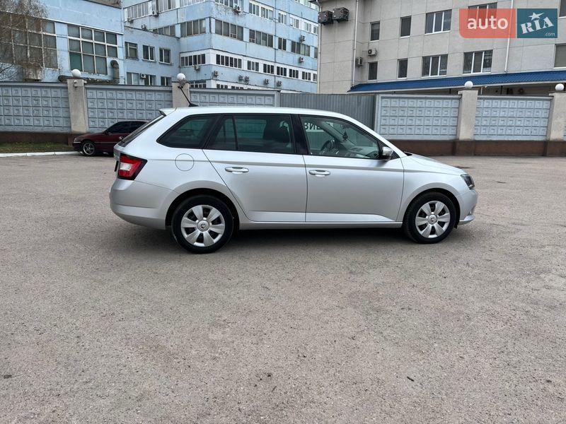 Універсал Skoda Fabia 2018 в Кропивницькому