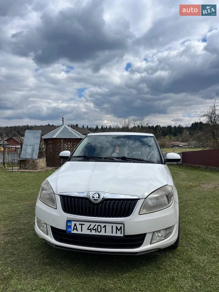2010 Skoda Fabia - мініатюра 11