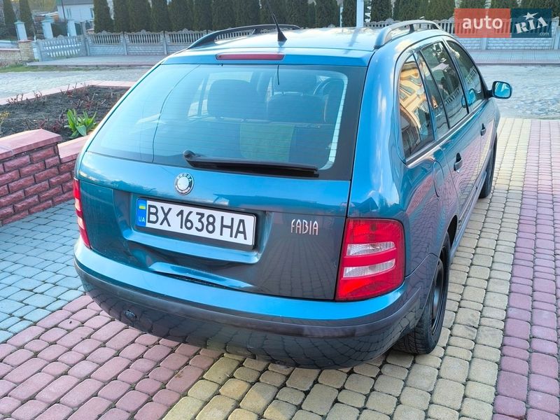Универсал Skoda Fabia 2003 в Виннице