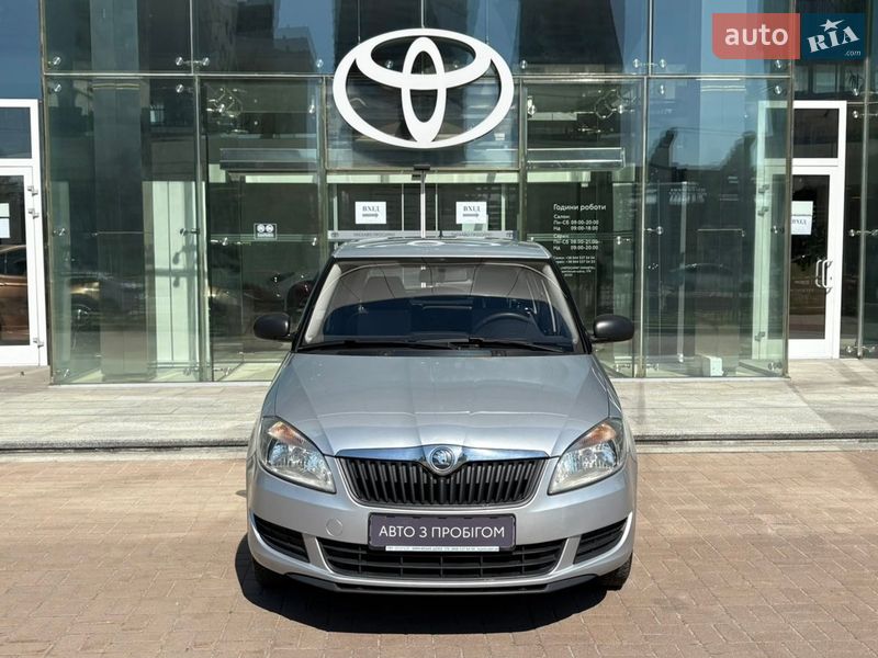Хэтчбек Skoda Fabia 2014 в Киеве фото 5 Хэтчбек Skoda Fabia 2014 в Киеве