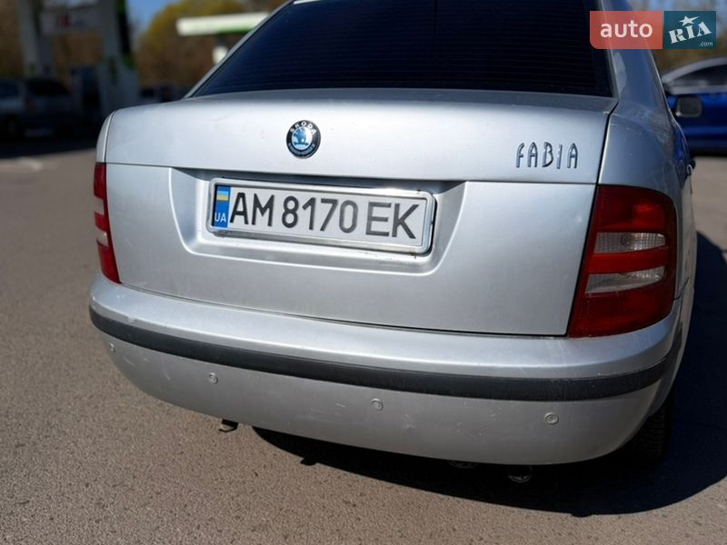 Седан Skoda Fabia 2003 в Бердичеві
