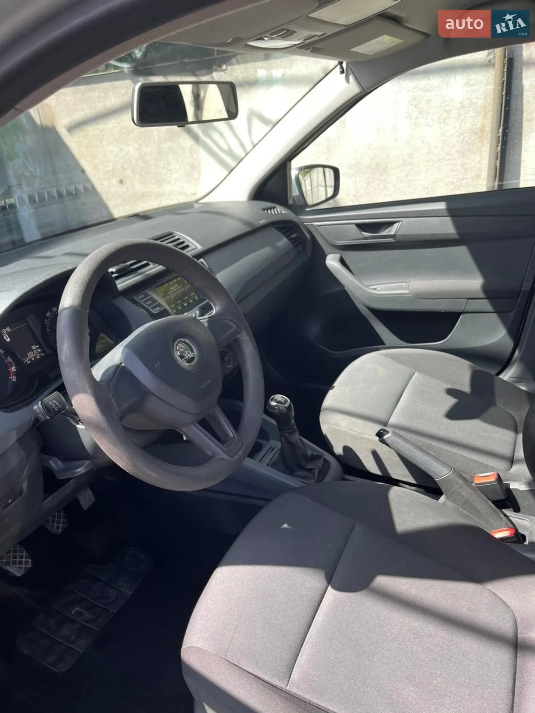 2015 Skoda Fabia - мініатюра 10