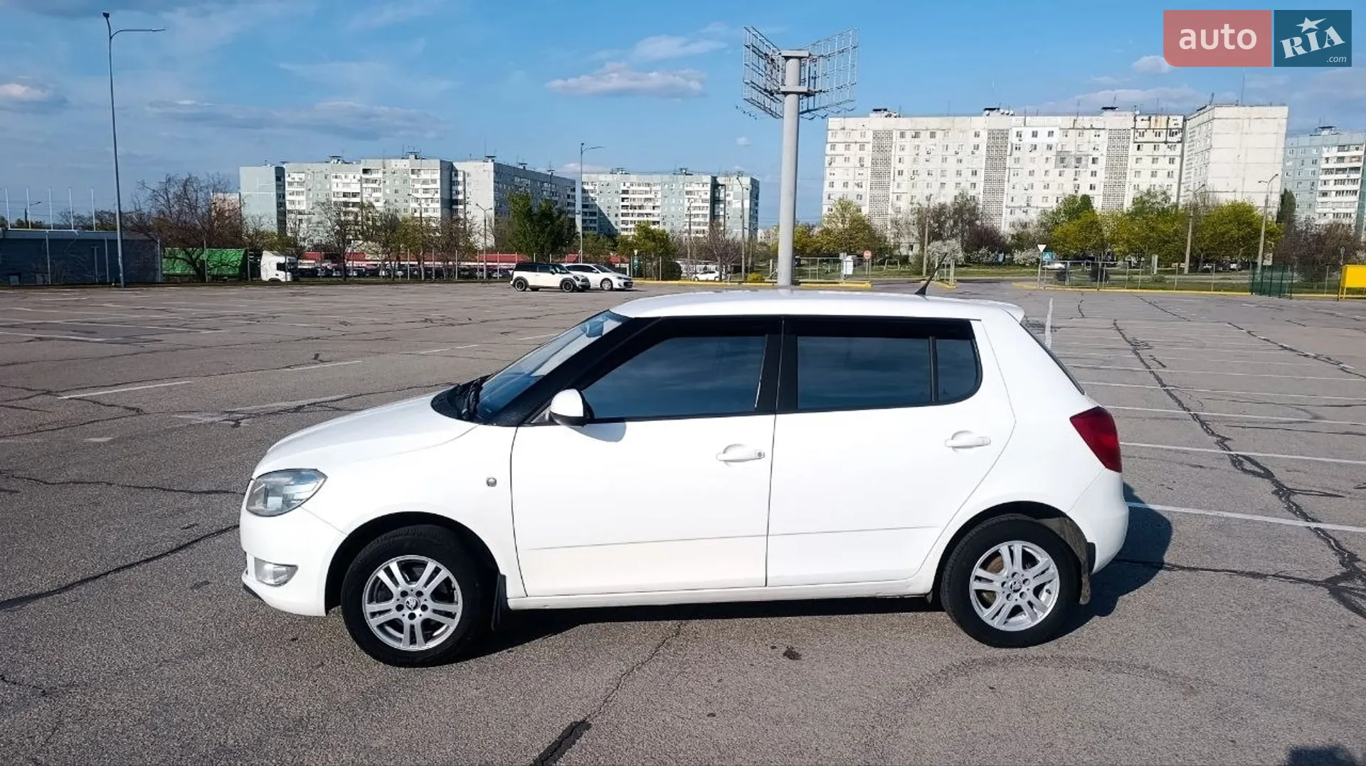 2012 Skoda Fabia - мініатюра 7