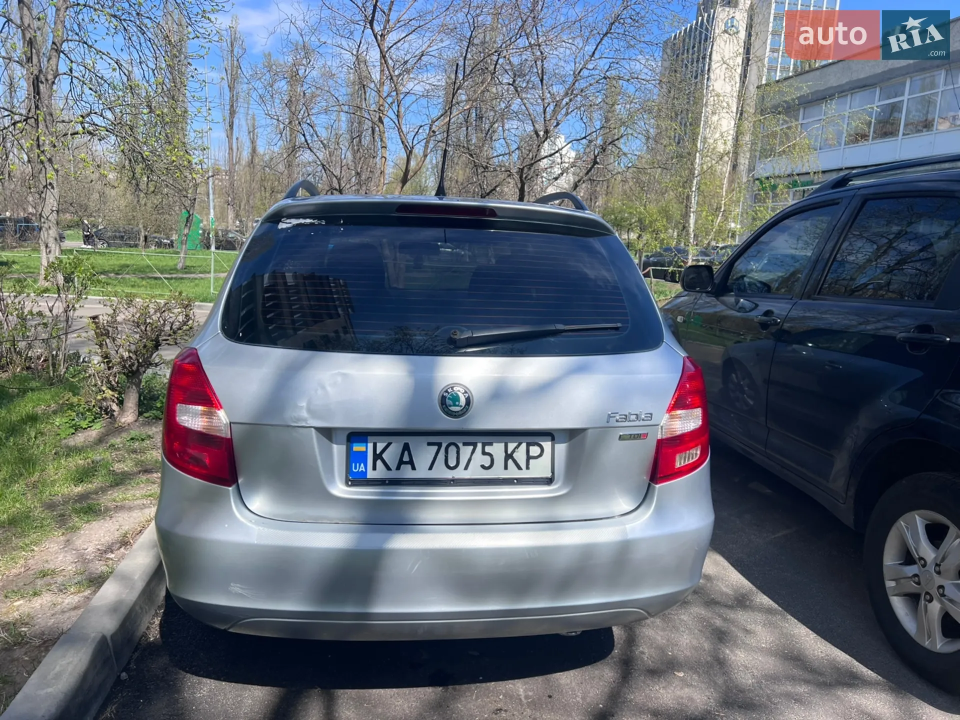 2011 Skoda Fabia - мініатюра 8