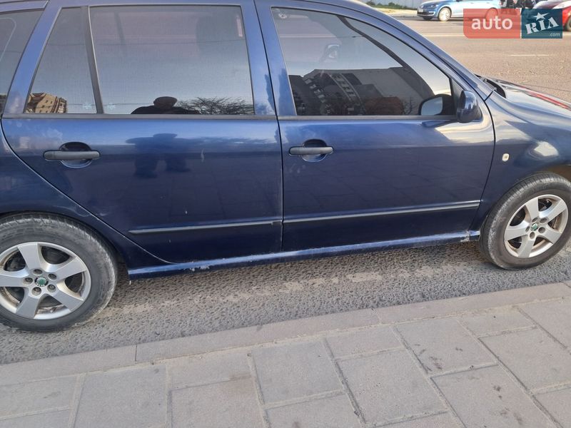 Универсал Skoda Fabia 2003 в Львове