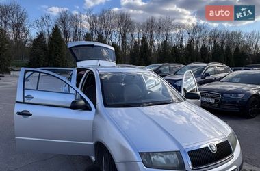 Хэтчбек Skoda Fabia 2005 в Львове