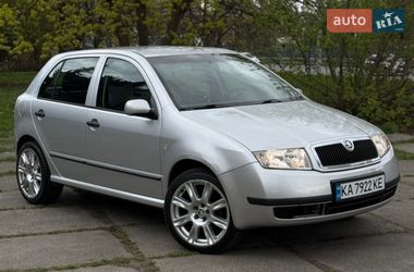 Хэтчбек Skoda Fabia 2003 в Киеве