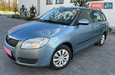 Универсал Skoda Fabia 2008 в Луцке