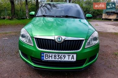 Хэтчбек Skoda Fabia 2011 в Кривом Роге