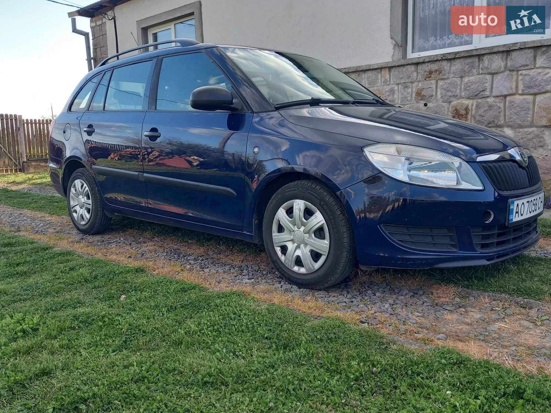 2010 Skoda Fabia - мініатюра 3