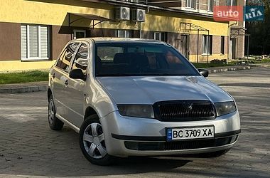 Хэтчбек Skoda Fabia 2000 в Калуше