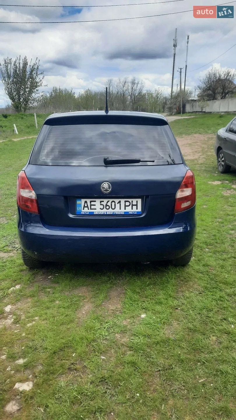 2014 Skoda Fabia - мініатюра 5